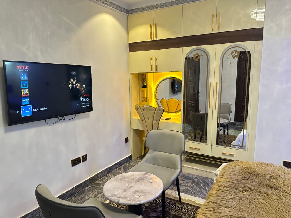 Deluxe Apartment | Interior