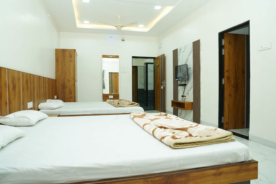 Deluxe Quadruple Room, Balcony