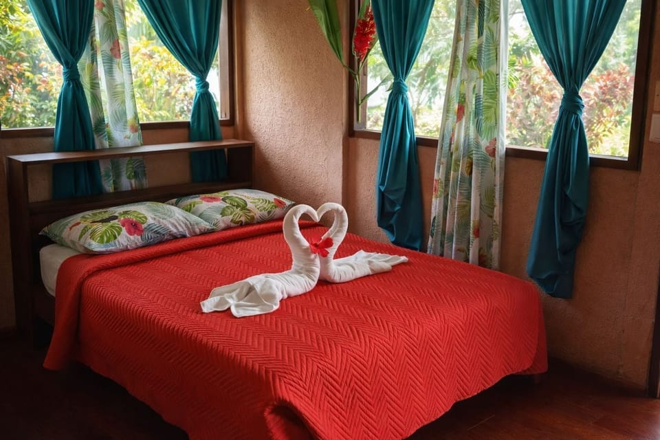 Deluxe Double or Twin Room, Patio, Lake View | WiFi (free)