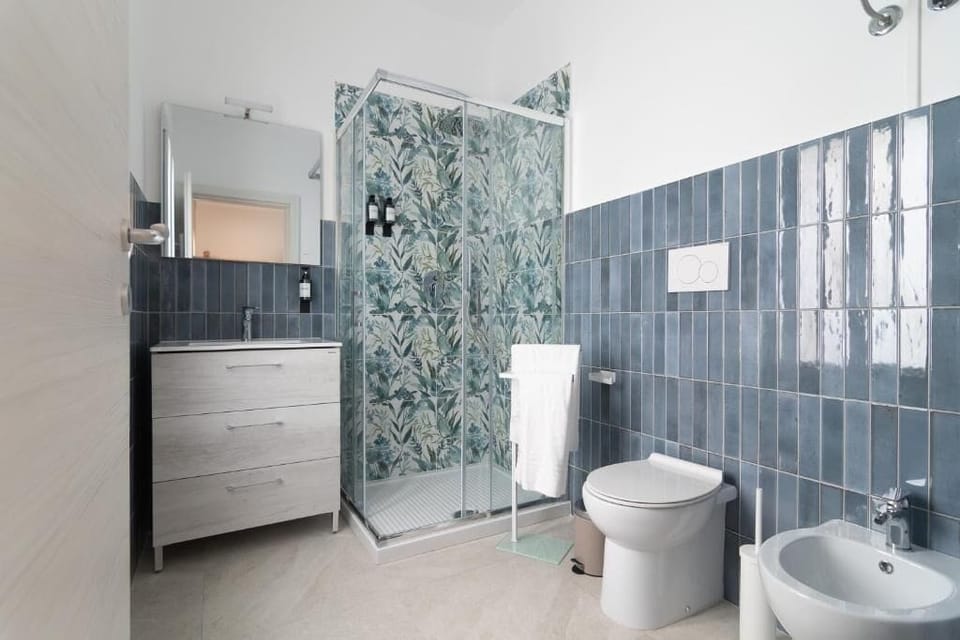 Double Room | Bathroom