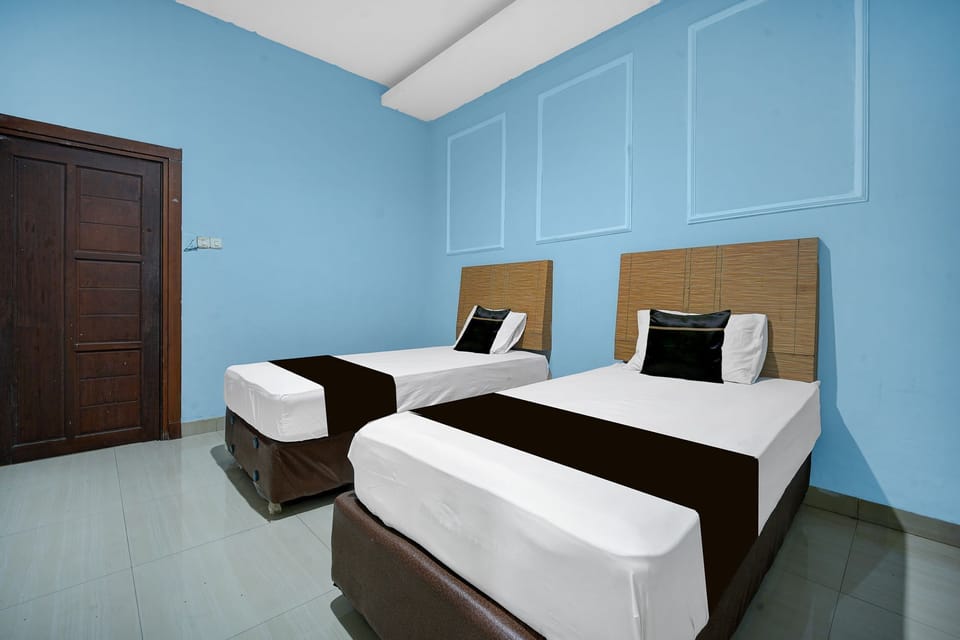 Deluxe Twin Room | WiFi (free), bed sheets
