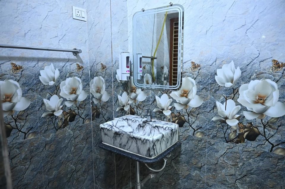 Villa | Bathroom | Shower, free toiletries, towels, soap