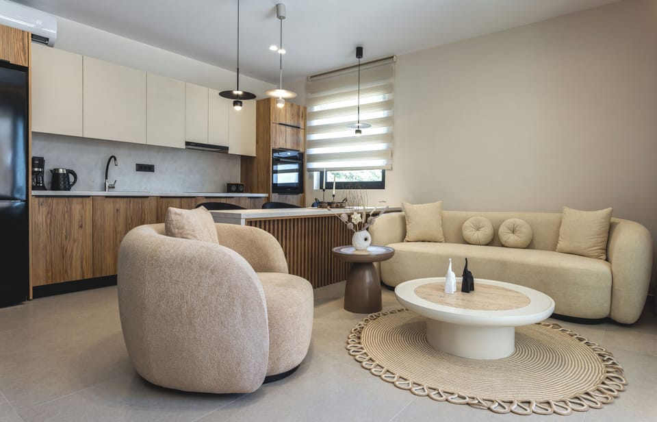 Suite, 2 Bedrooms, Private Bathroom, Beachside | Living area | TV