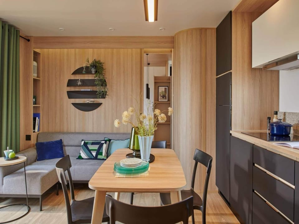 Chalet | Dining