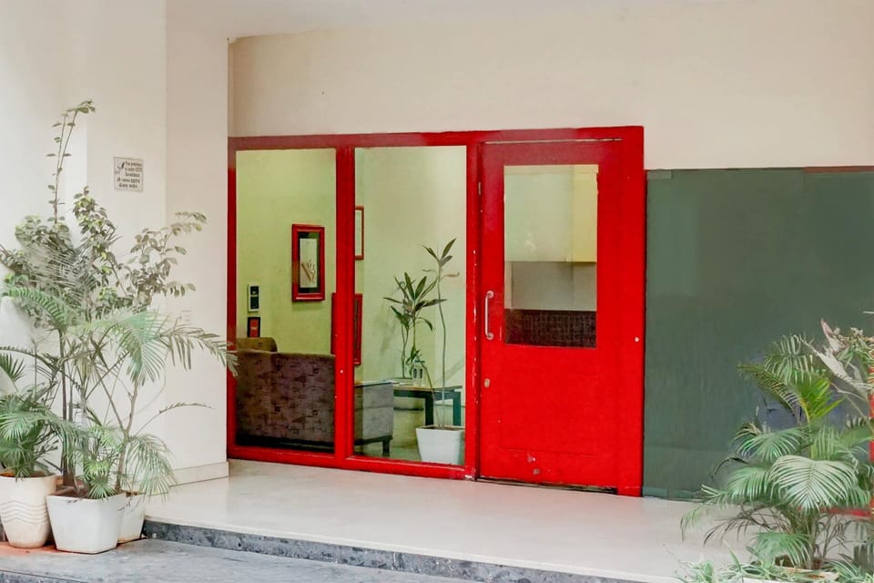 House | Reception