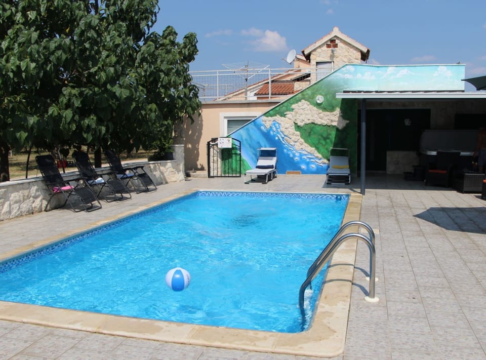 House (Five Bedrrom Holiday Home with Pool) | Pool | Outdoor pool, pool umbrellas, sun loungers