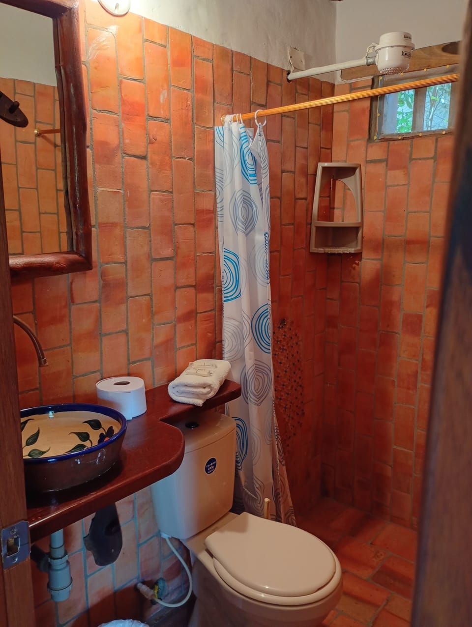 Standard Room, Mountain View, Garden Area | Bathroom