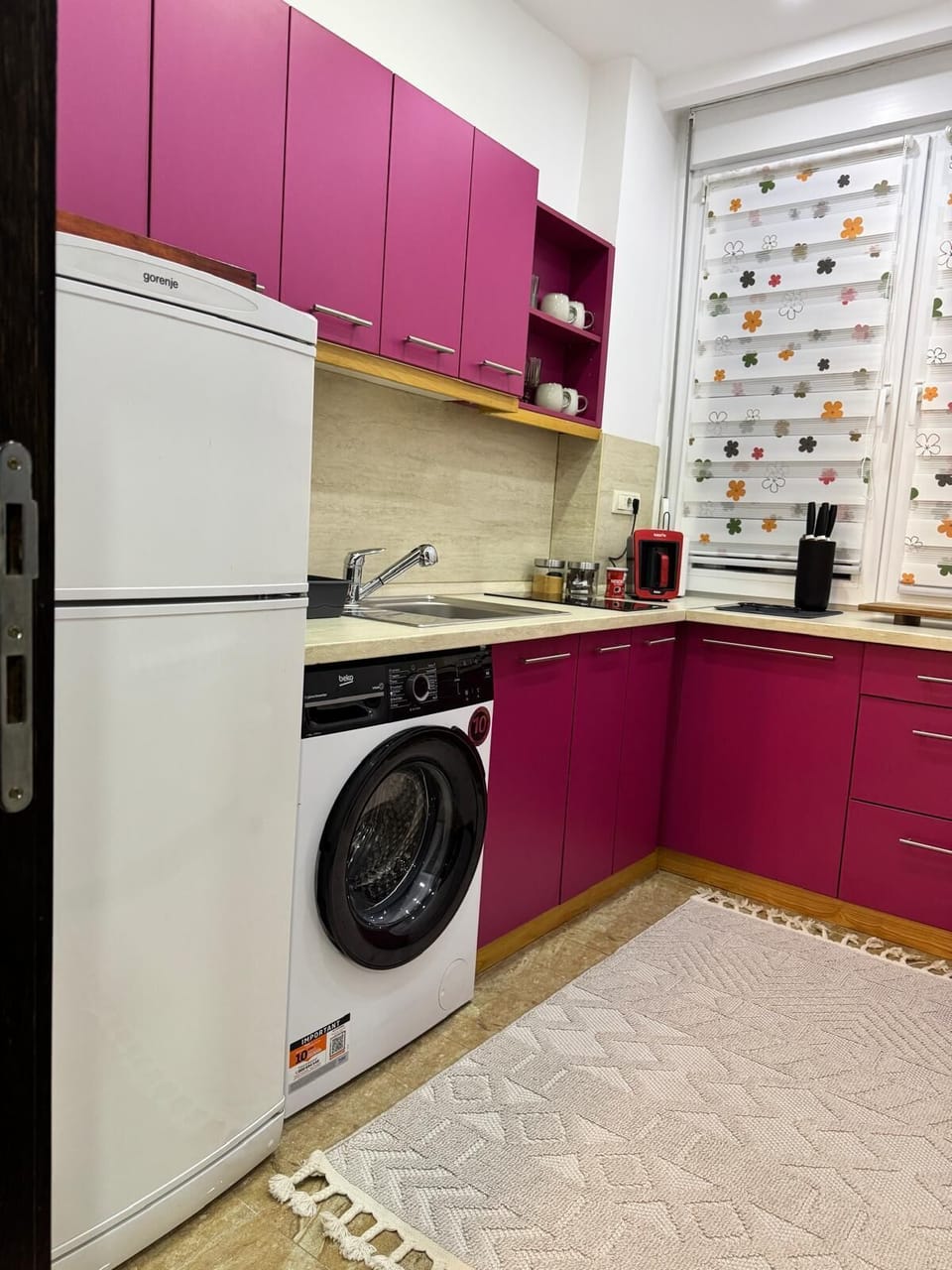 Deluxe Apartment, Balcony, City View | Private kitchen