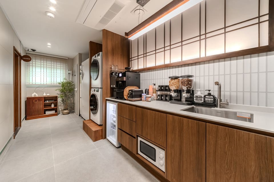 Mini-fridge, microwave
