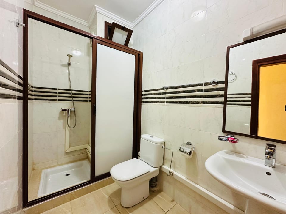 Luxury Suite, Balcony, Beach View | Bathroom | Slippers