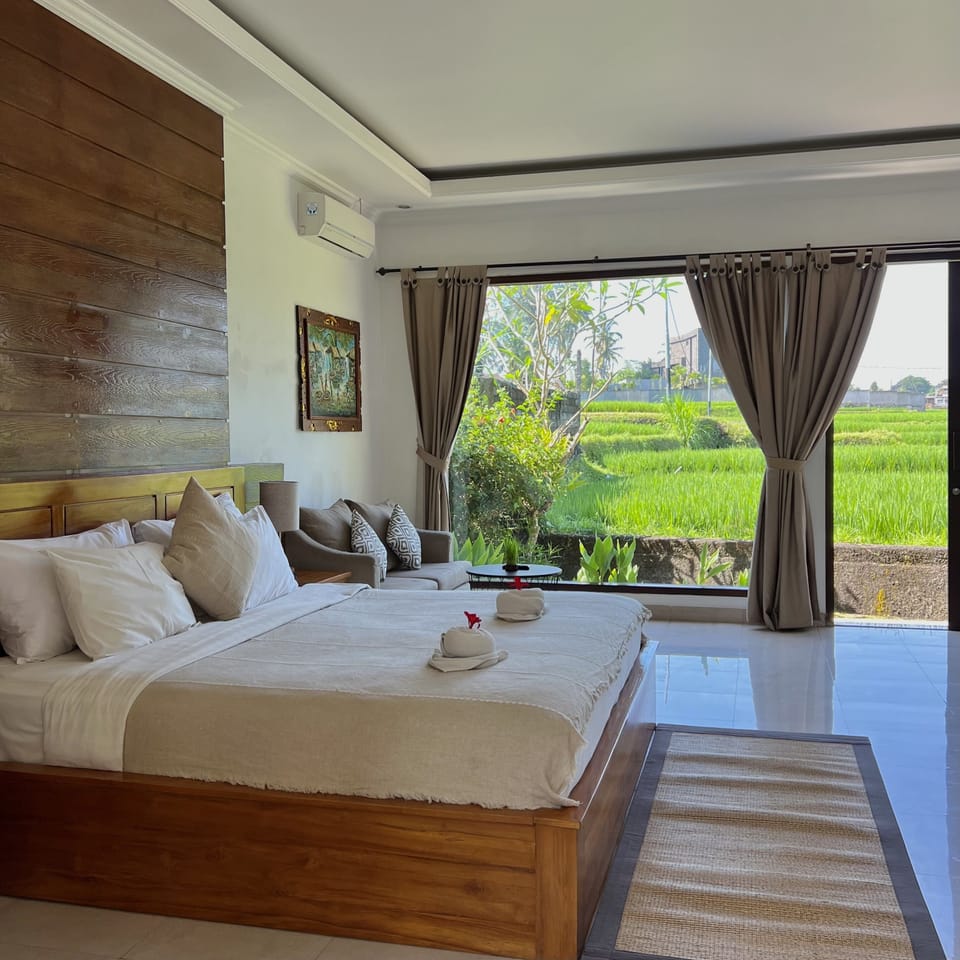 Deluxe Room with Rice field View | Premium bedding, in-room safe, desk, blackout drapes