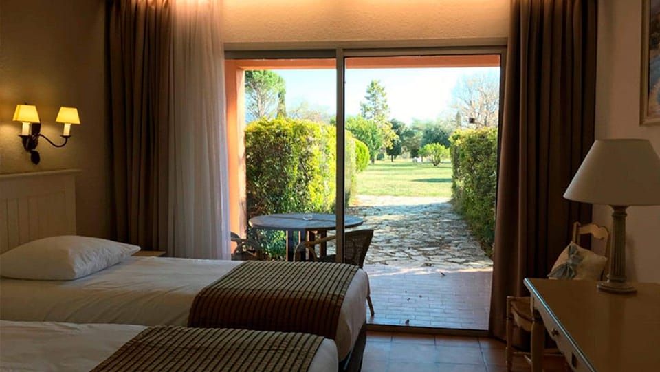 Classic Double Room, Ensuite, Garden View | Desk, free WiFi
