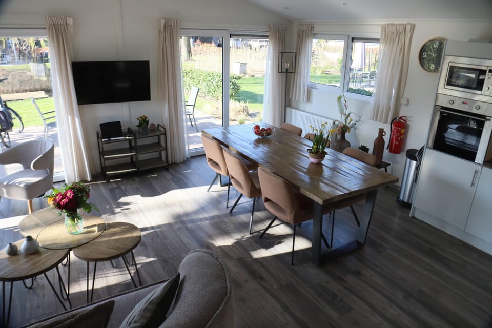 Chalet | Dining