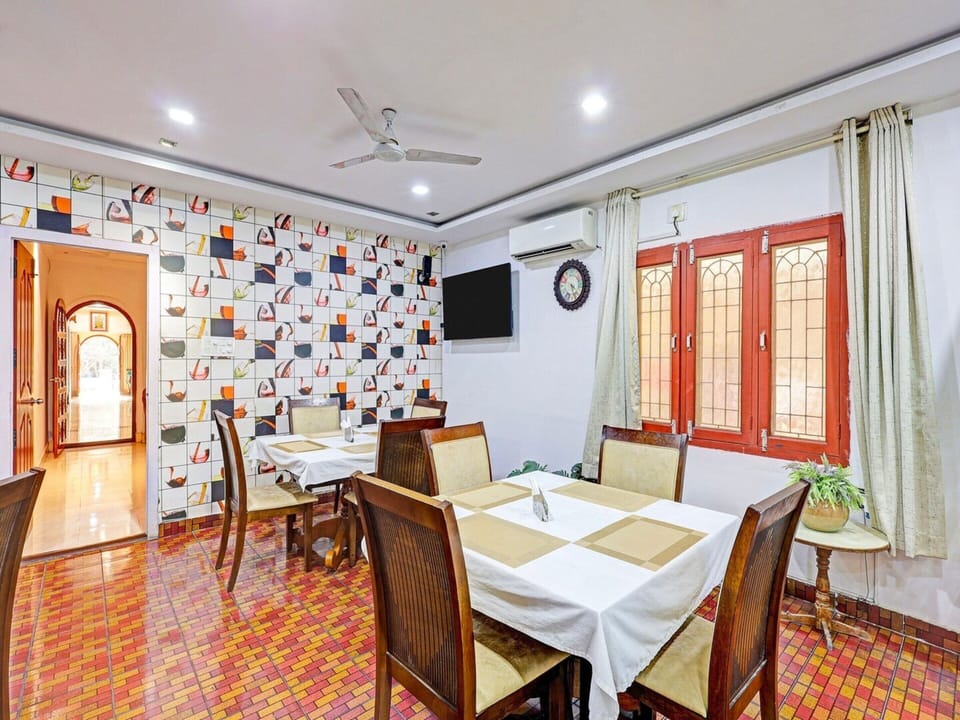 House | Dining