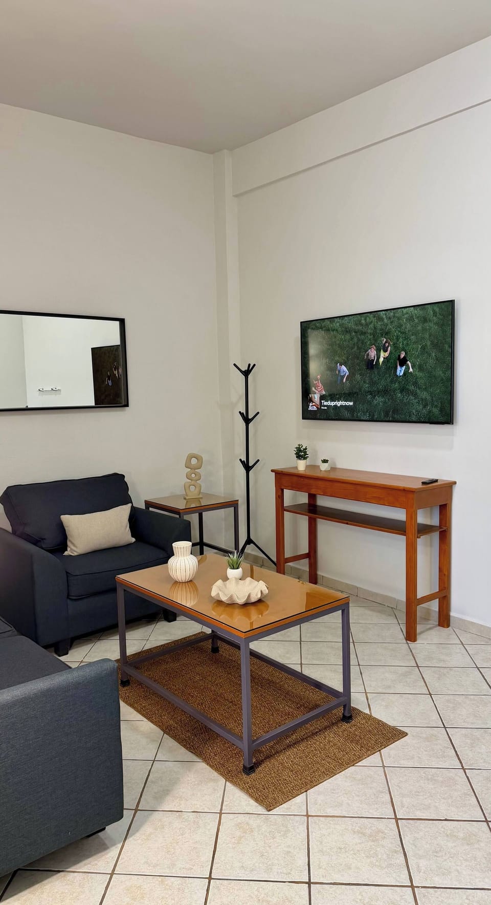 Apartment, 1 Bedroom | Living room