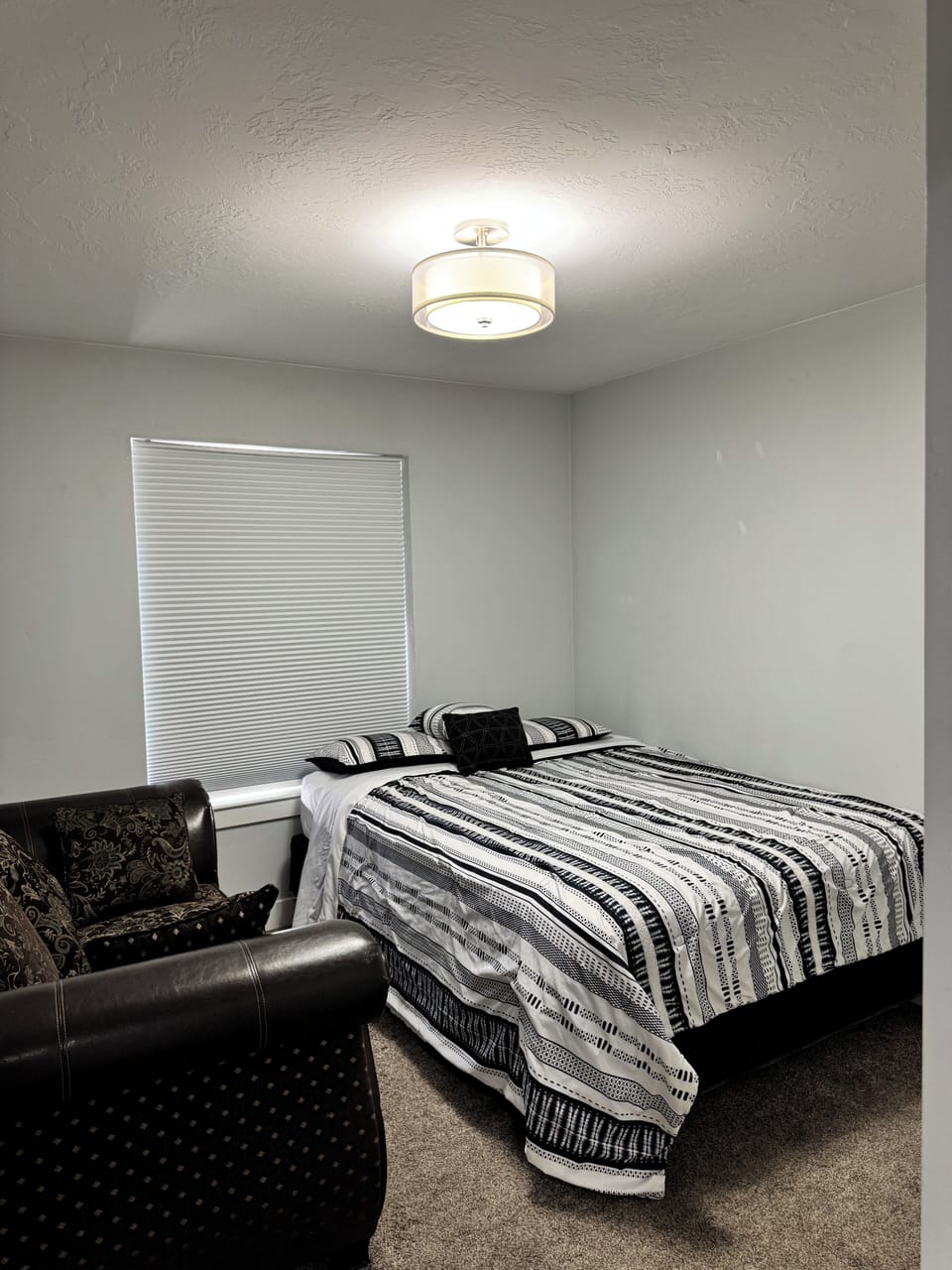 Standard Single Room | WiFi (free)