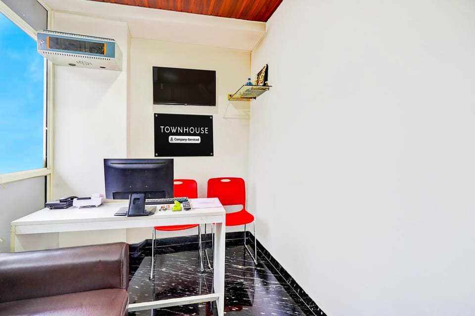 House | Reception