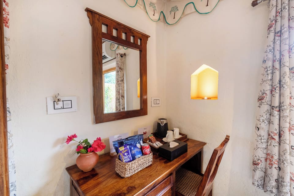 Suite, Garden View | Interior