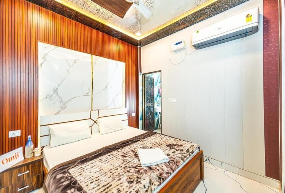 Deluxe Double Room | Free WiFi