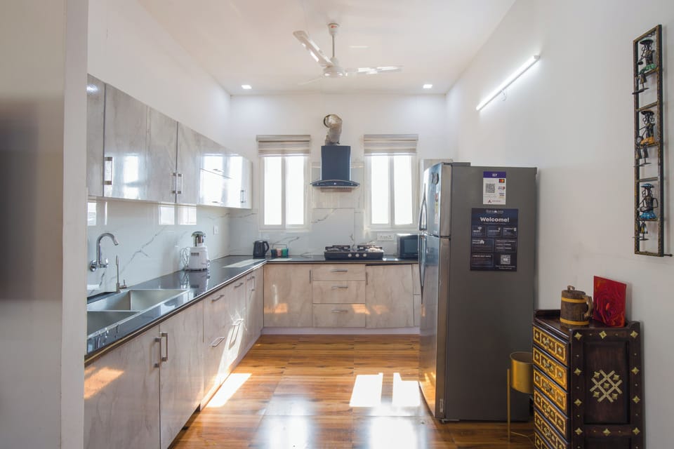 Deluxe Villa, Balcony, City View | Private kitchen
