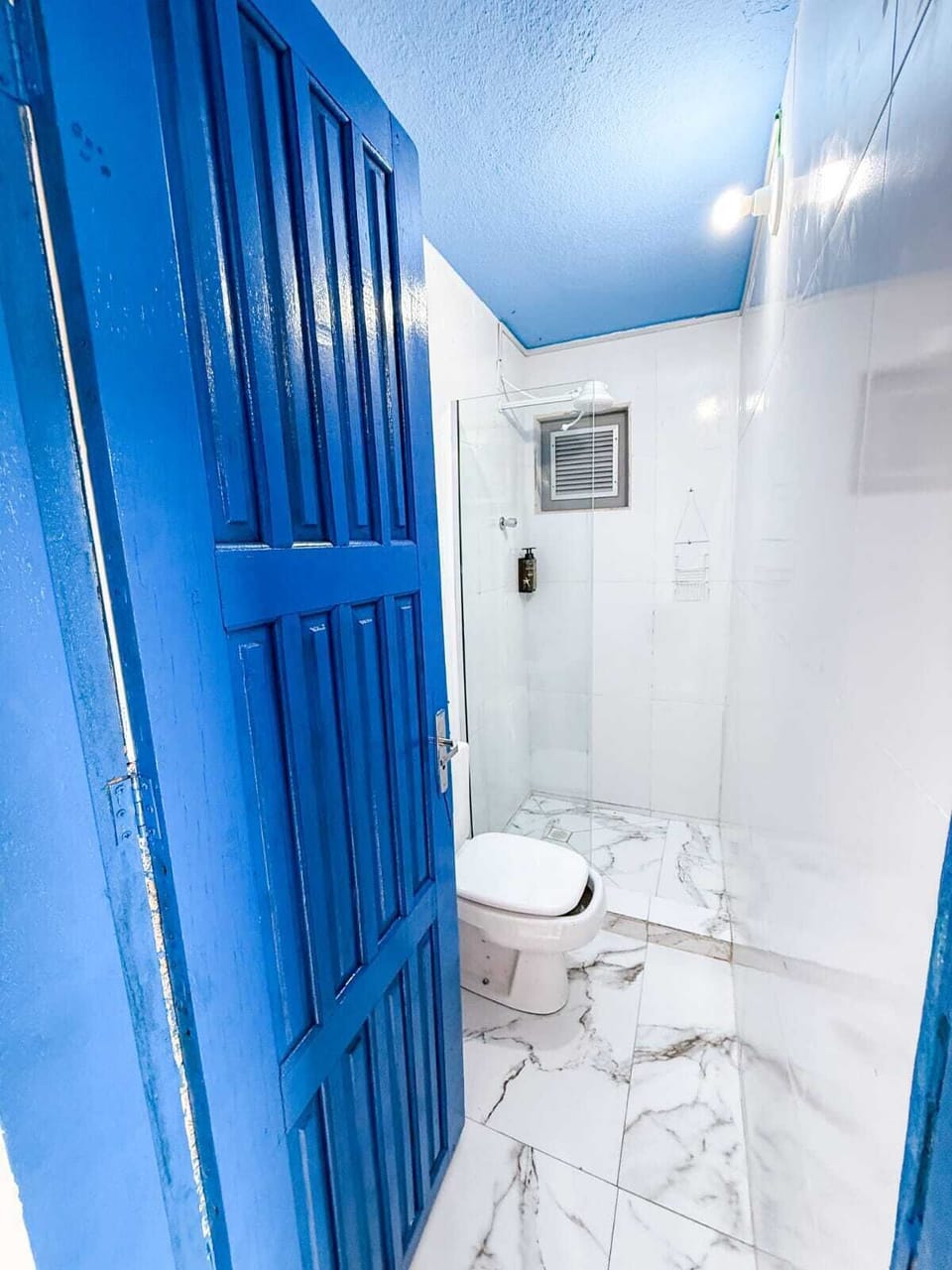 Standard Room | Bathroom