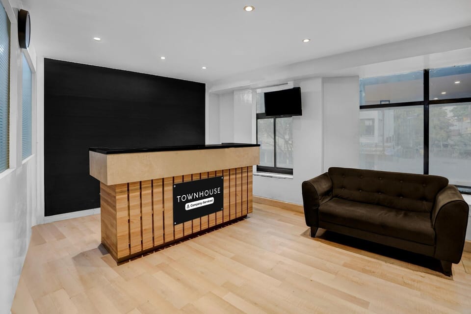 House | Reception