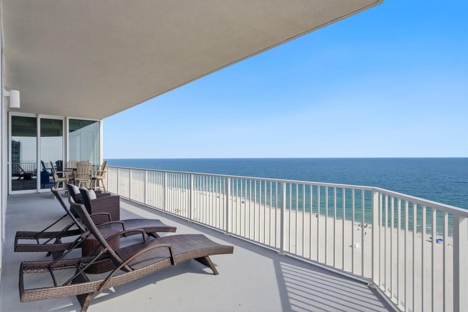 Condo, Multiple Beds (Mediterranean West 1002) | Property grounds