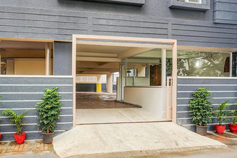 House | Reception