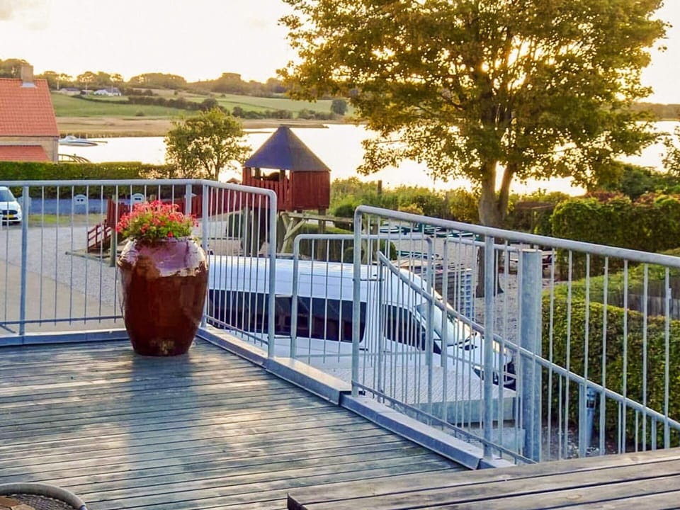House | Terrace/patio
