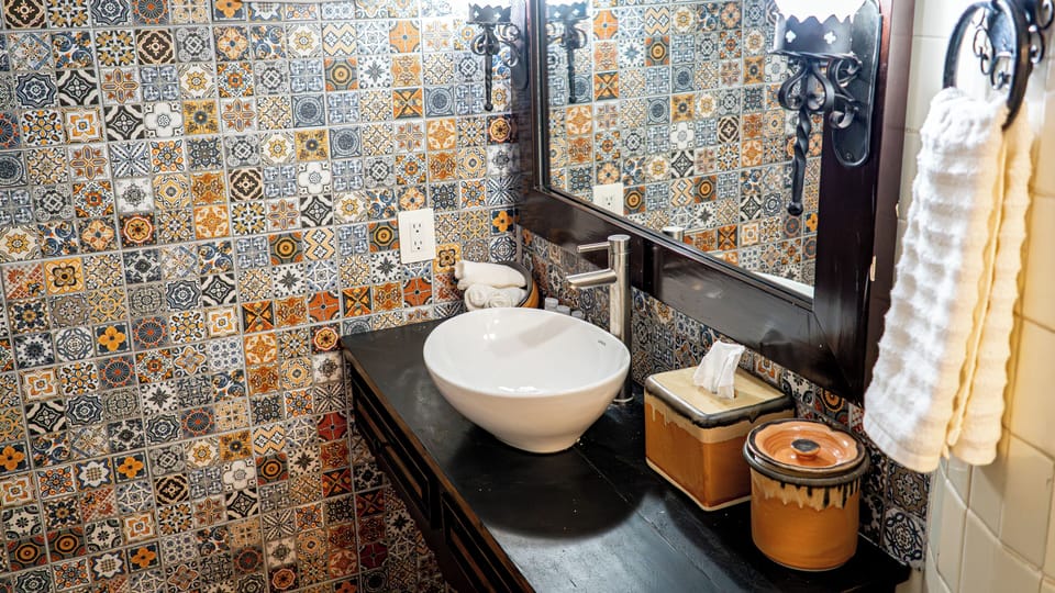 Comfort Room, City View | Bathroom | Shower, towels, soap, shampoo