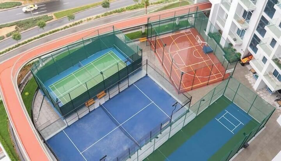 Tennis court