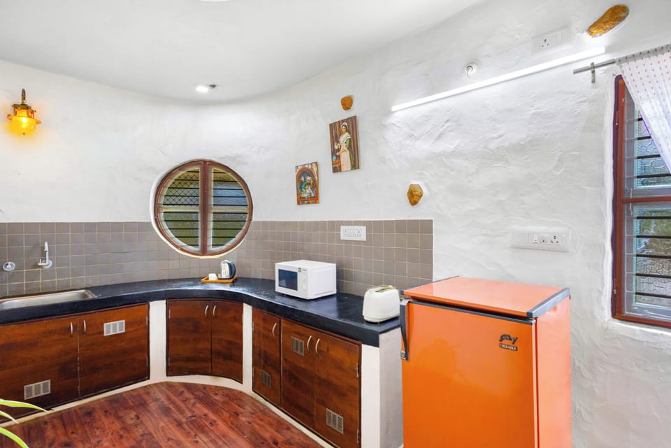 Deluxe Villa, Garden View | Private kitchen