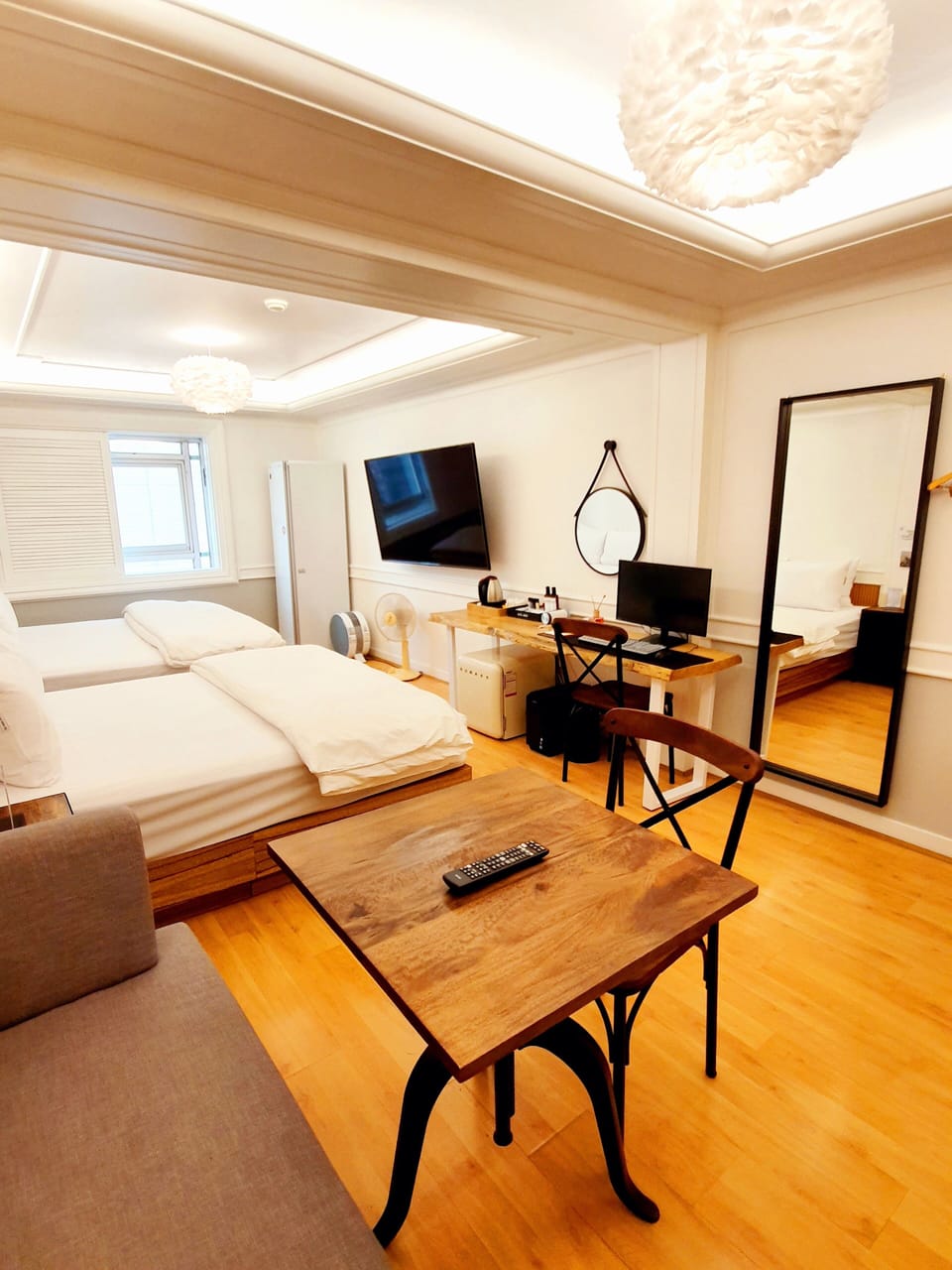 Deluxe Twin Room | Premium bedding, down comforters, memory foam beds, desk