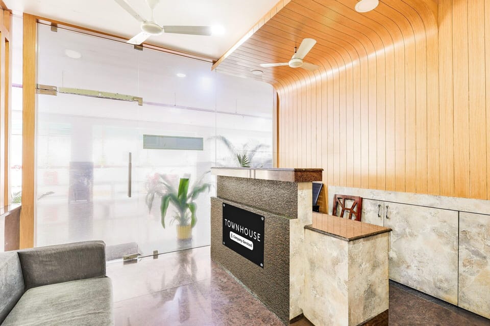 House | Reception