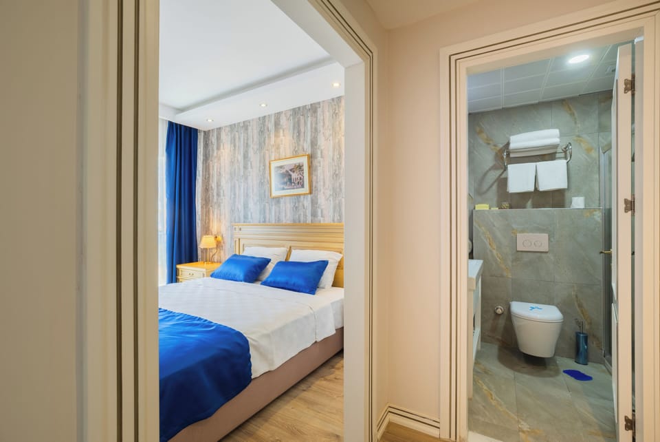 Family Quadruple Room | Bathroom