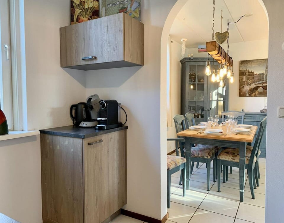 House | Dining