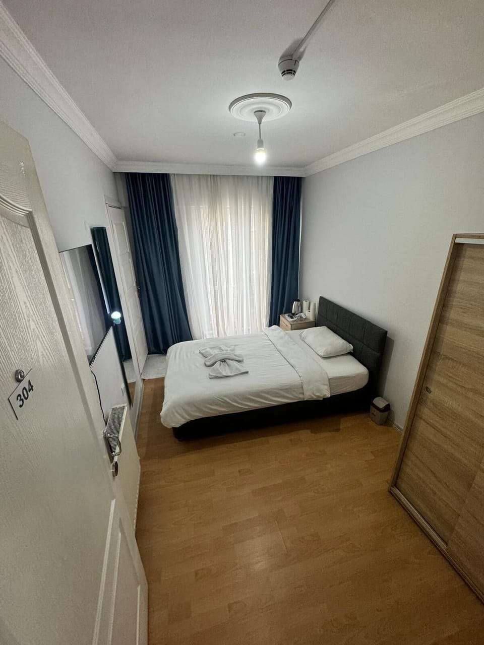 Basic Single Room | WiFi (free)