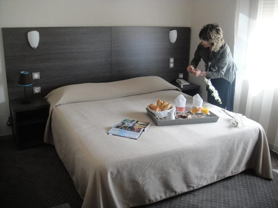 Deluxe Double Room | Laptop workspace, free WiFi