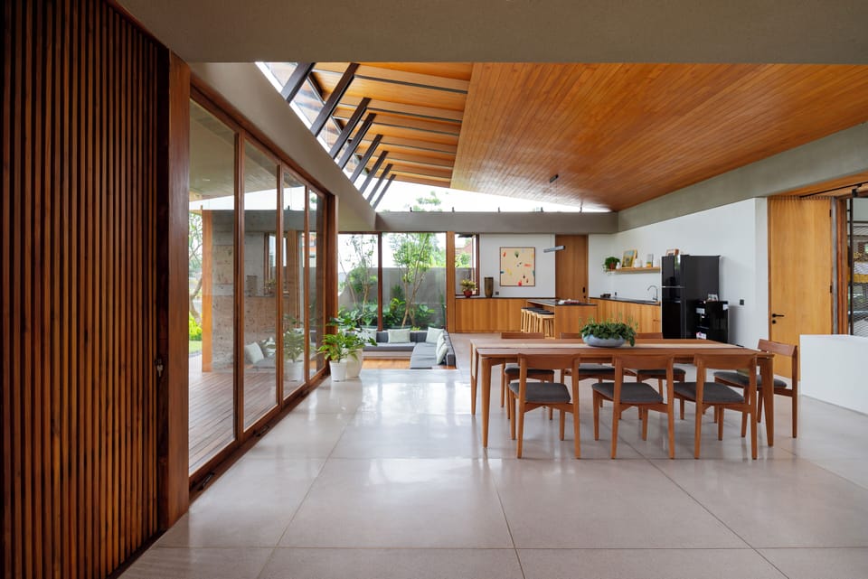 Three Bedroom Pool Villa | Dining