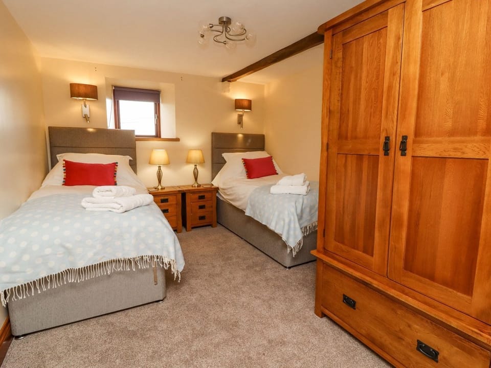 Orcaber Farmhouse Cottage in Craven District