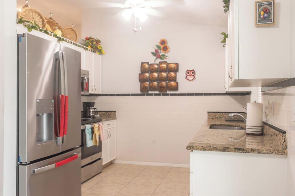 House, 3 Bedrooms, Private Pool, Garden View | Private kitchen