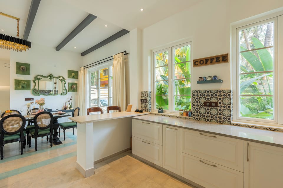 Luxury Villa, Balcony, Garden View | Private kitchen