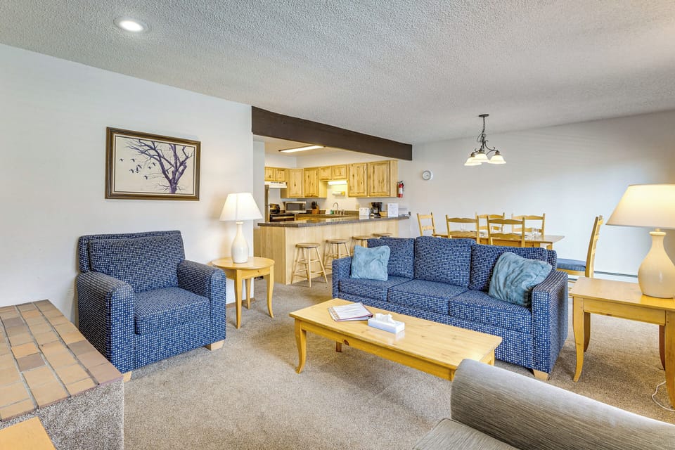 Apartment (3 Bedrooms) | Front of property