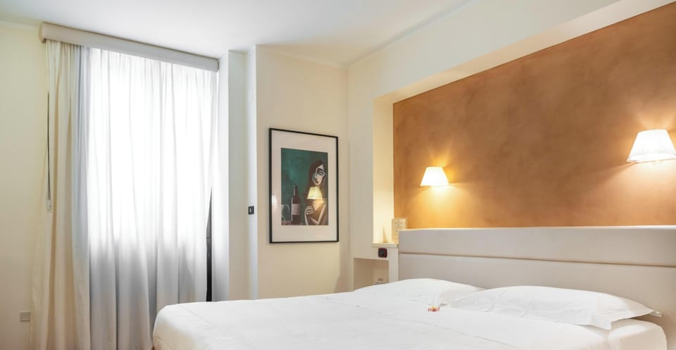 Standard Double or Twin Room | In-room safe, cribs (surcharge), WiFi (free), bed sheets