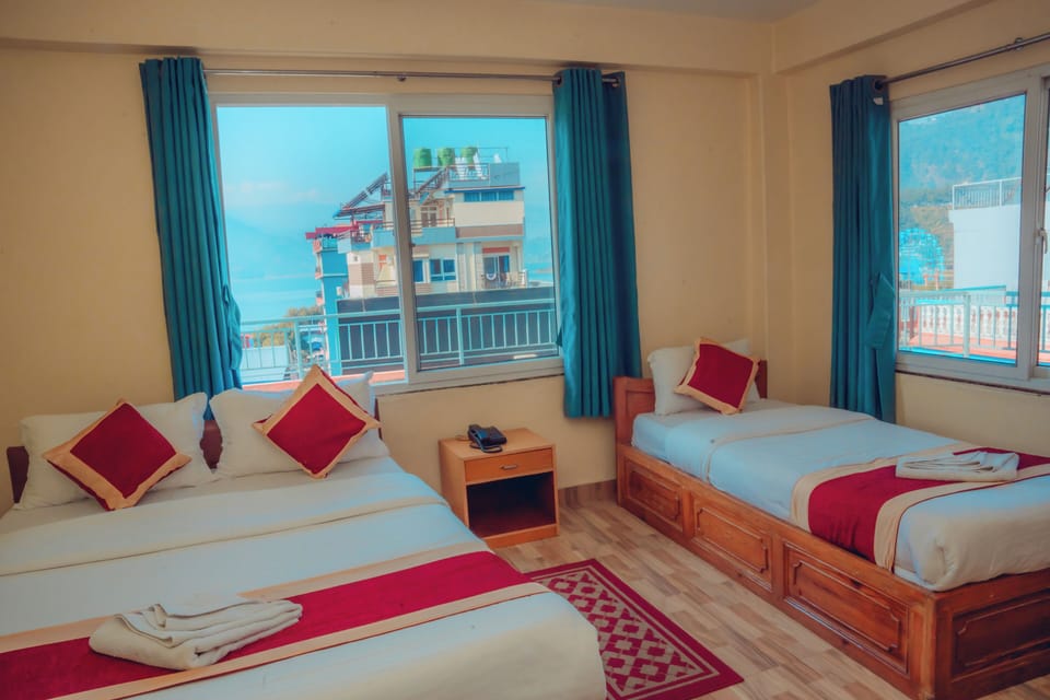 Deluxe Double Room | Iron/ironing board, free WiFi