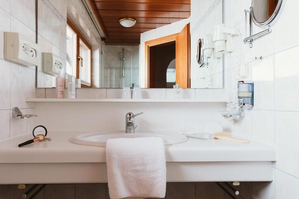 Standard Double Room, Balcony, Mountain View | Bathroom | Slippers