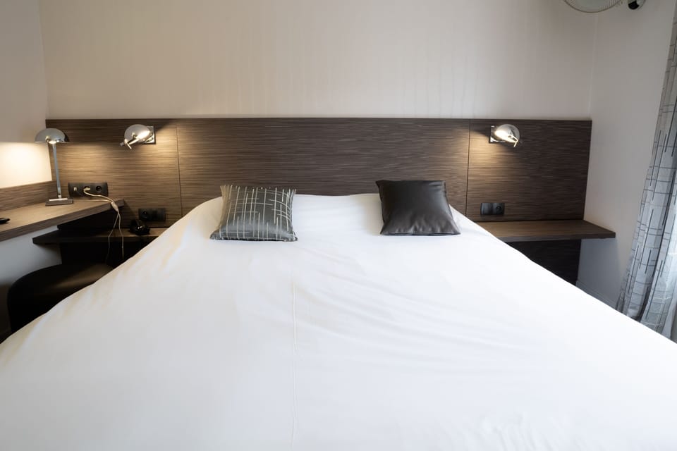 Standard Double Room | In-room safe, blackout drapes, soundproofing, WiFi (free)