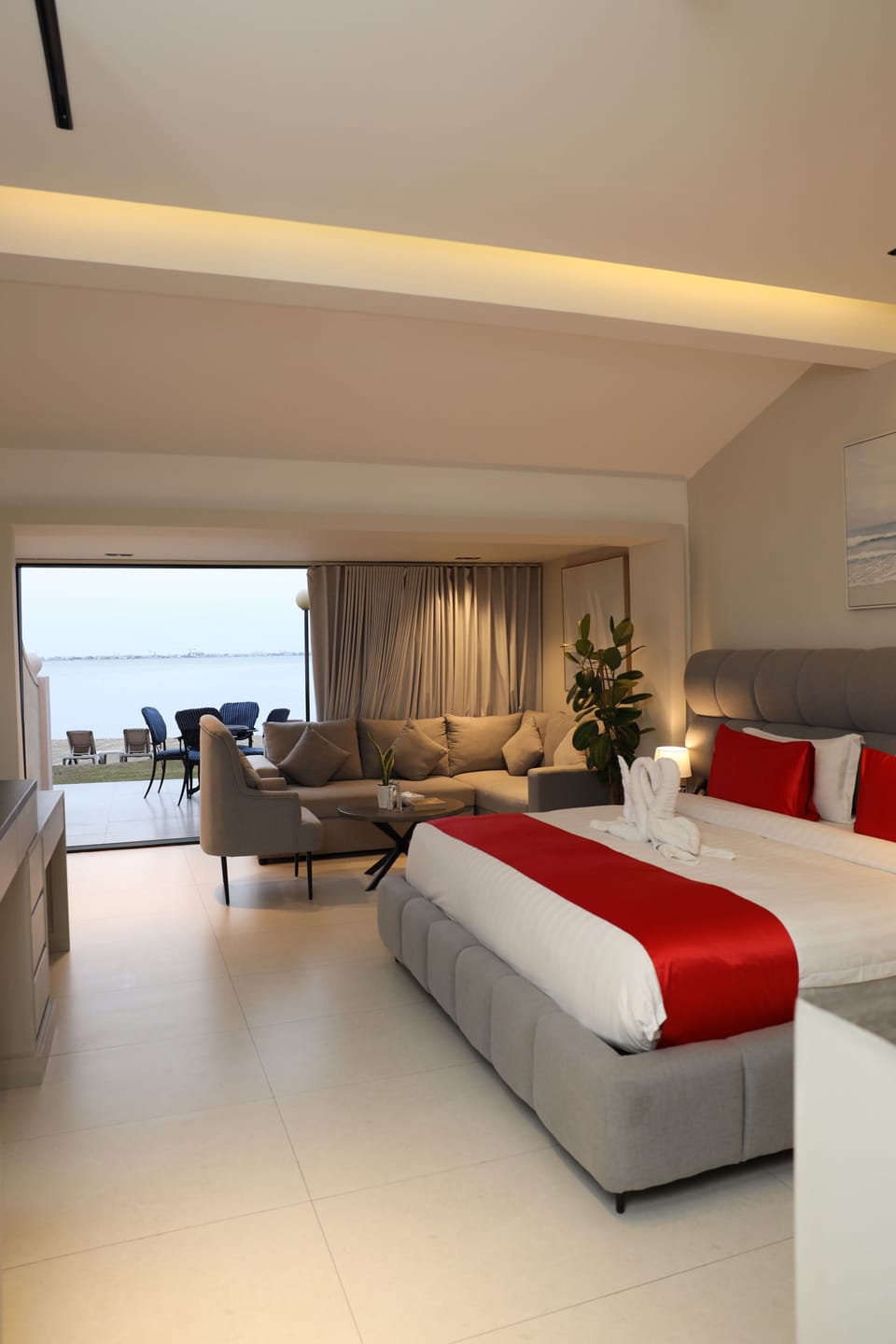 Superior Double Room, Balcony, Sea View | In-room safe, iron/ironing board