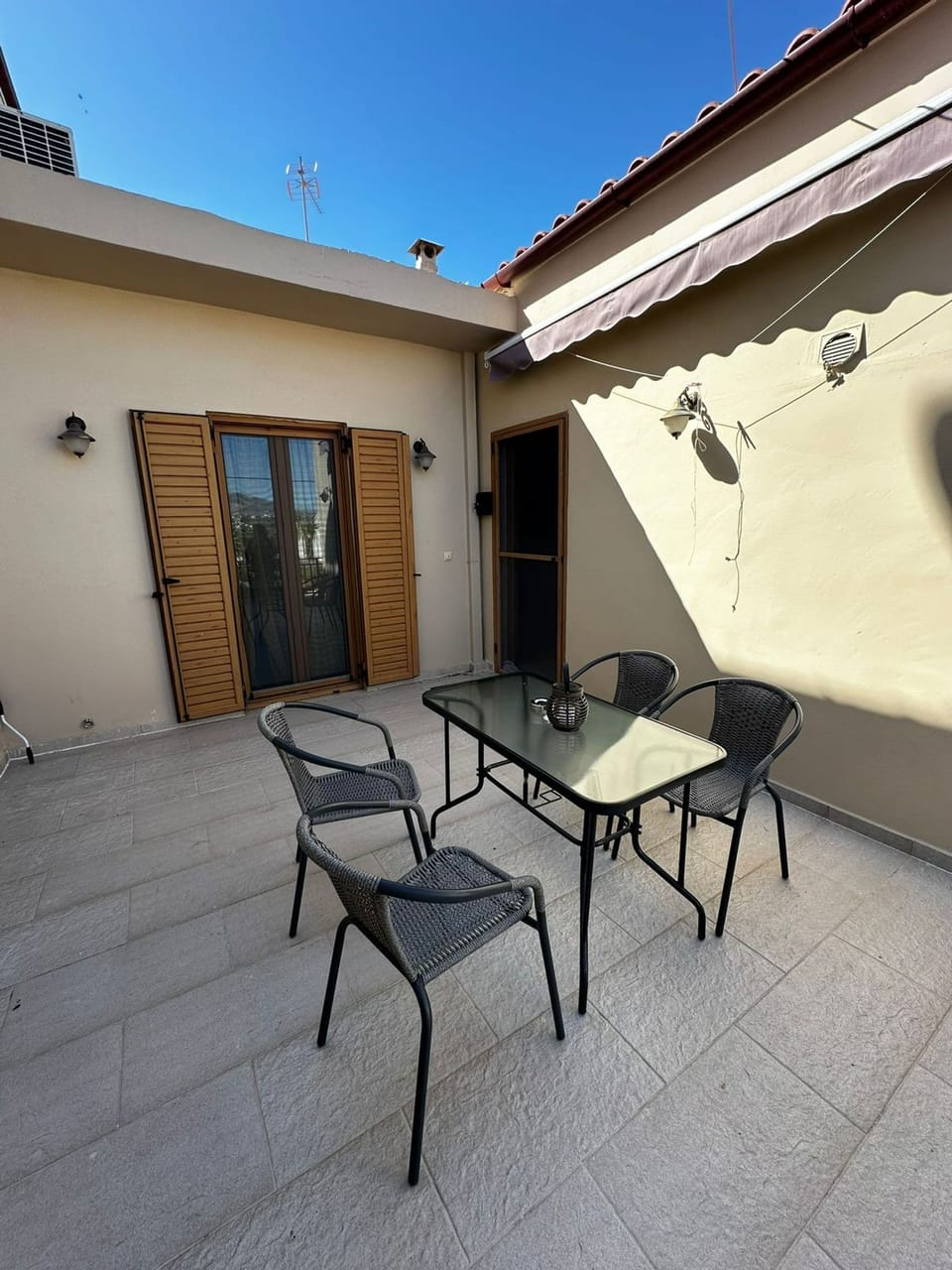 House, Smoking | 3 bedrooms