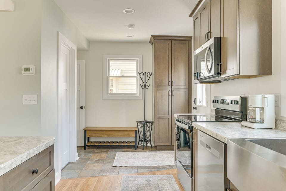 House (2 Bedrooms) | Interior